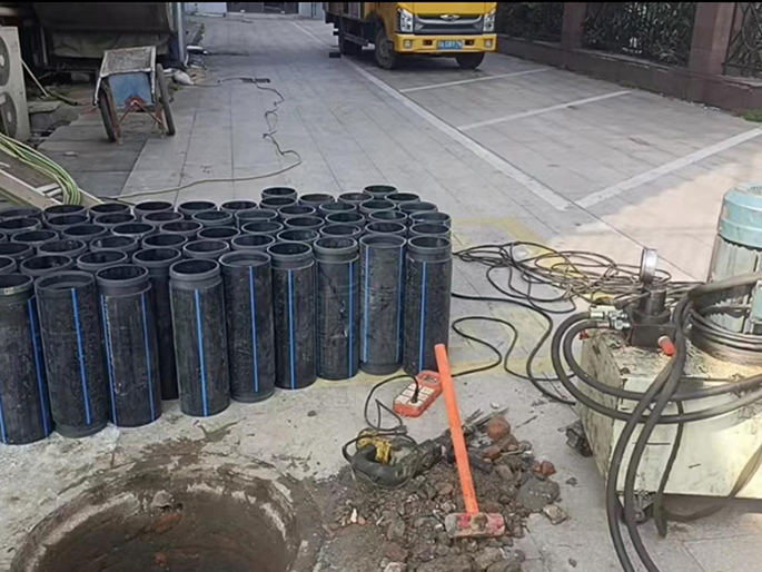 邵武PE置换管厂家 DN315置换管 非开挖管短管置换